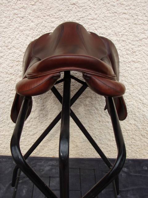 Sella da salto ostacoli Devoucoux  17" - 2017