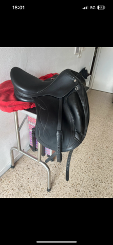 Sella da dressage Equipe  17.5" - 2016
