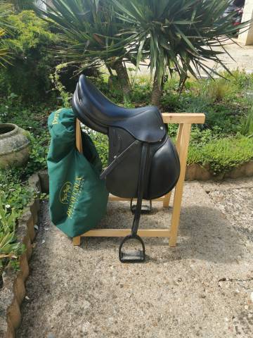 Sella da salto ostacoli Devoucoux  17.5" - 2018