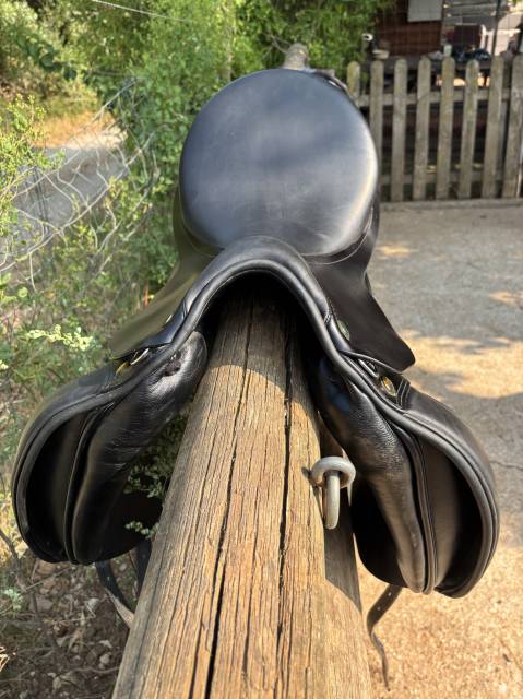 Sella da dressage Prestige Italia  17" - 2015