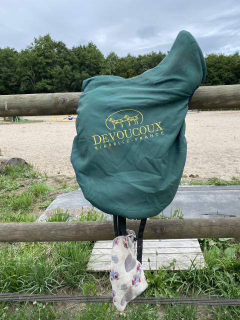 Sella da dressage Devoucoux  18" - 2017