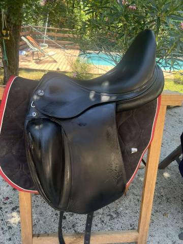 Sella da dressage Prestige Italia  17" - 2017