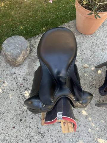 Sella da dressage Prestige Italia  17" - 2017