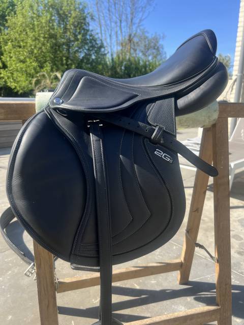 Sella da salto ostacoli CWD  17" - 2021