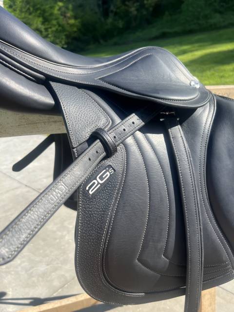 Sella da salto ostacoli CWD  17" - 2021