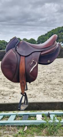 Sella da salto ostacoli Antarès  17" - 2023