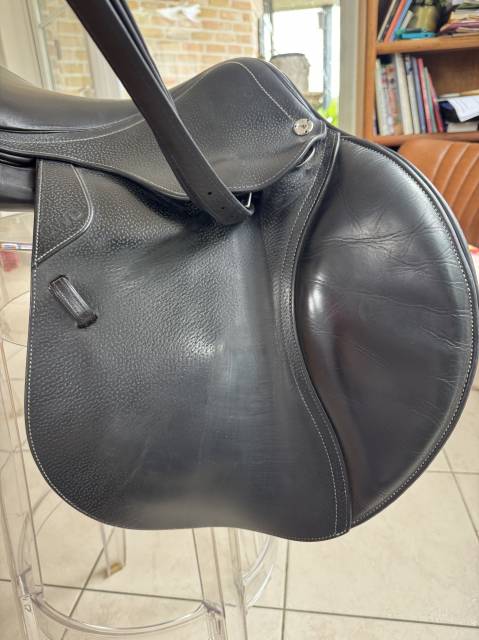 Sella da salto ostacoli CWD  17.5" - 2020