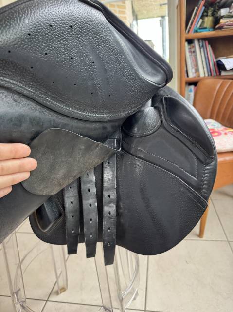 Sella da salto ostacoli CWD  17.5" - 2020