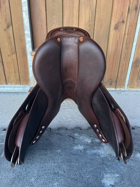 Sella da salto ostacoli Delgrange  17" - 2023