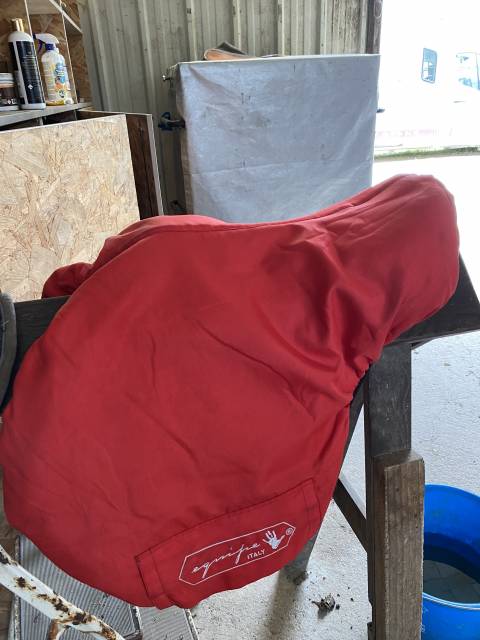 Sella da salto ostacoli Equipe  17" - 2023