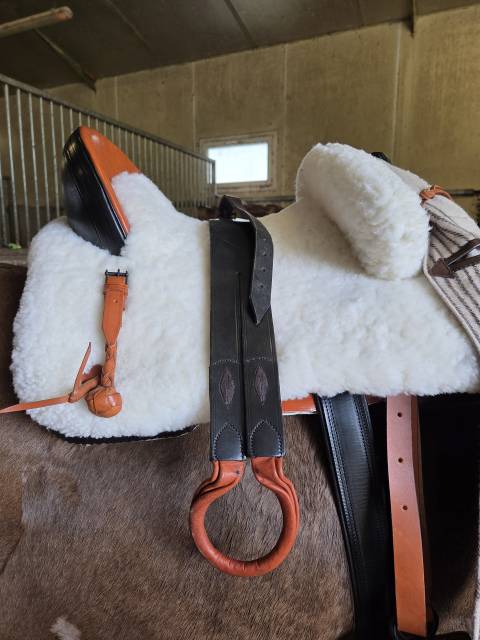 Sella da vaquera   17.5" - 2021