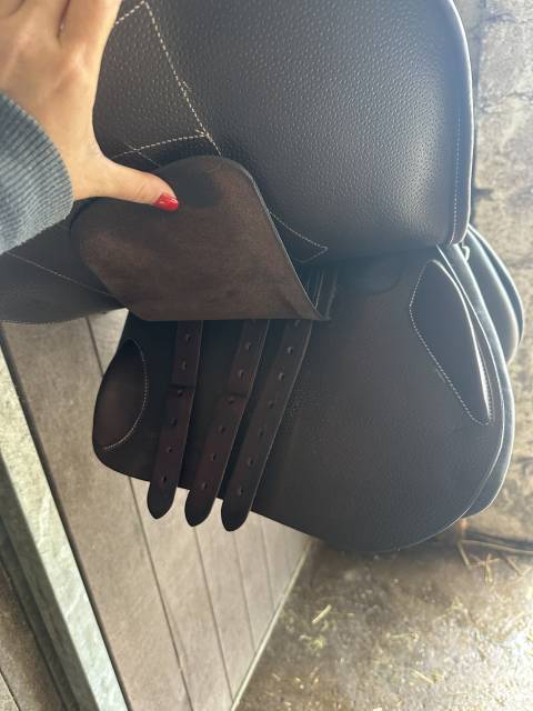 Sella da salto ostacoli Forestier  17" - 2024