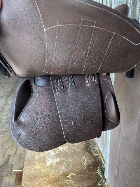 Sella da salto ostacoli Forestier  17" - 2024