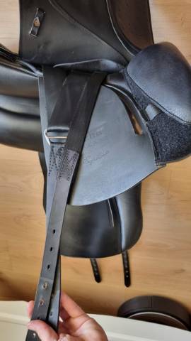 Sella da dressage Stubben  17.5" - 2023