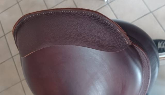 Sella da salto ostacoli Meyer  17" - 2024