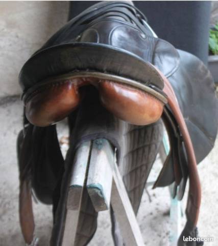 Sella da dressage Stubben  17.5" - 2012