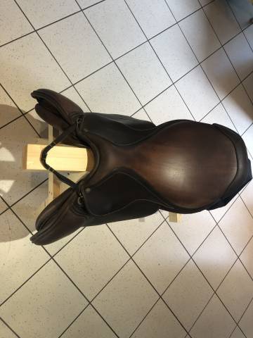 Sella da salto ostacoli Antarès altair Club 18" - 2024