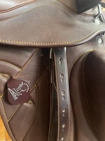 Sella da dressage  Hervé Maurel 17" - 2024