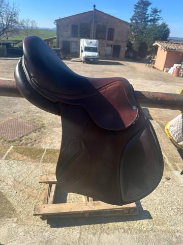 Vendo sella Antarès semi nuova