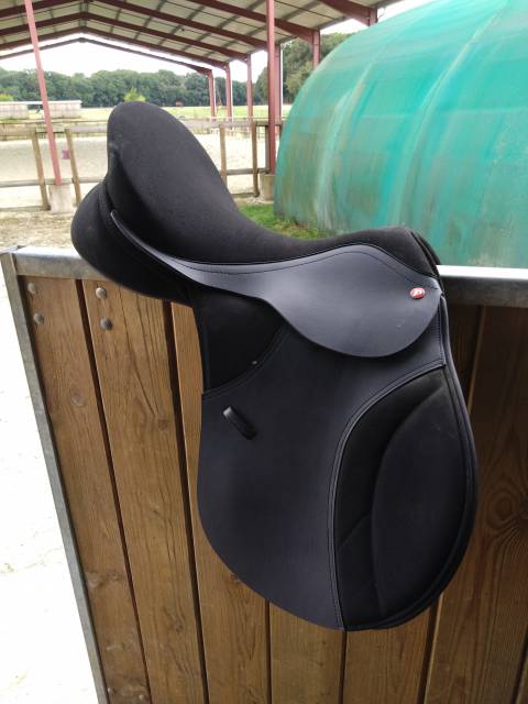 Sella mista Thorowgood   18" - 2025