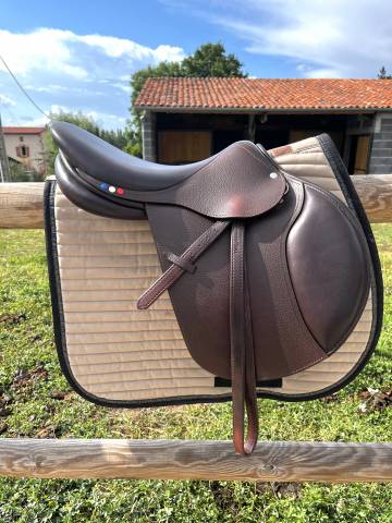 Sella da salto ostacoli PLS Py 16.5" - 2022