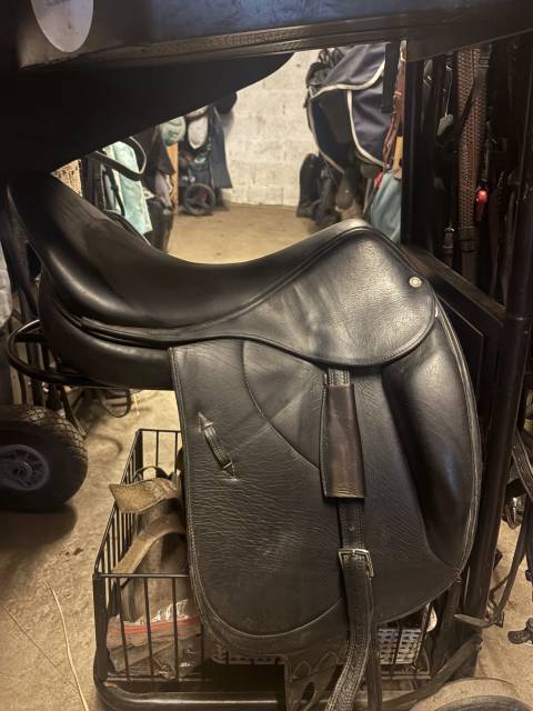 Sella da dressage Belloir Dressage  17" - 2010