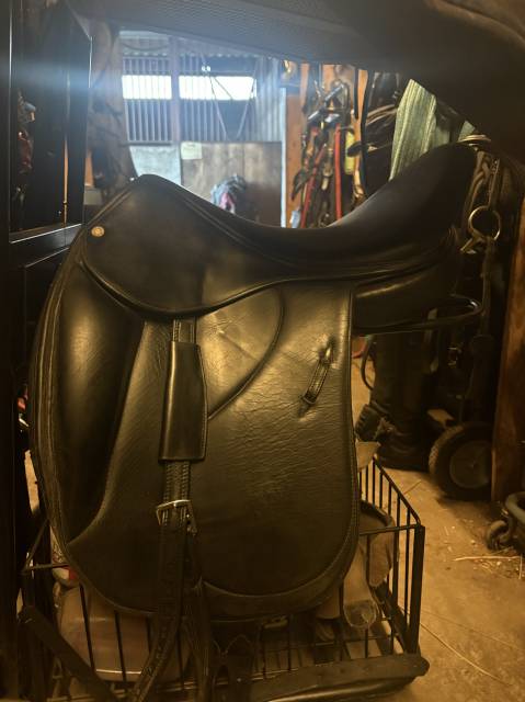 Sella da dressage Belloir Dressage  17" - 2010