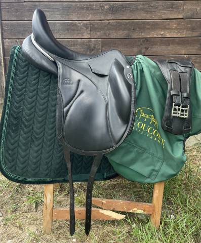 Sella da dressage Devoucoux  17.5" - 2020