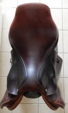 Sella da salto ostacoli CWD  17.5" - 2012