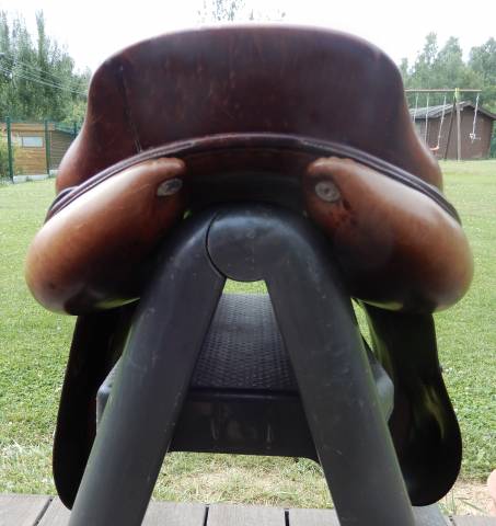 Sella da salto ostacoli CWD  17.5" - 2012