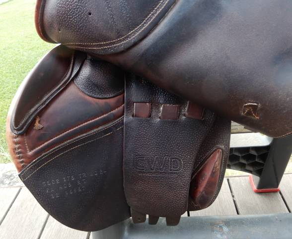 Sella da salto ostacoli CWD  17.5" - 2012