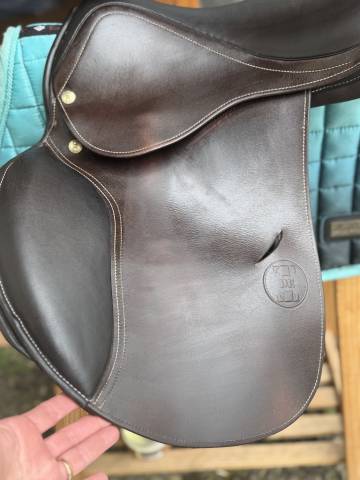 Sella da salto ostacoli TdeT  17" - 2020