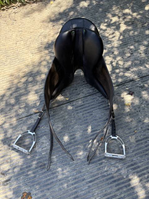 Sella da dressage Devoucoux  18.5" - 2018