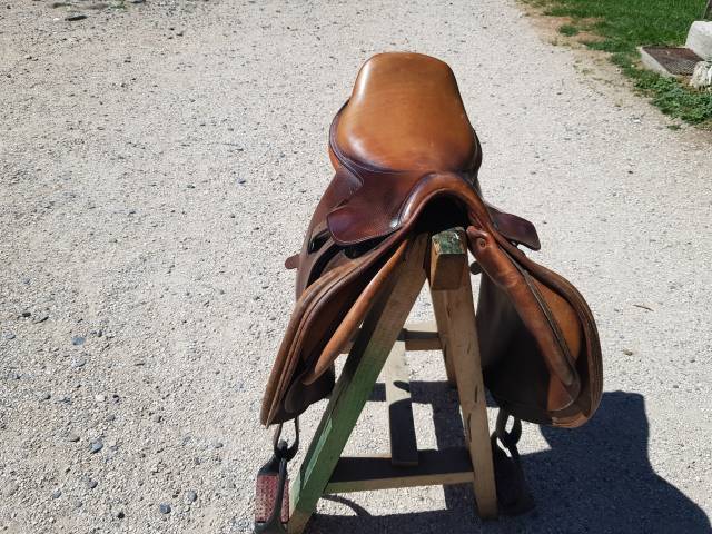 Sella da salto ostacoli Butet  17.5" - 2002