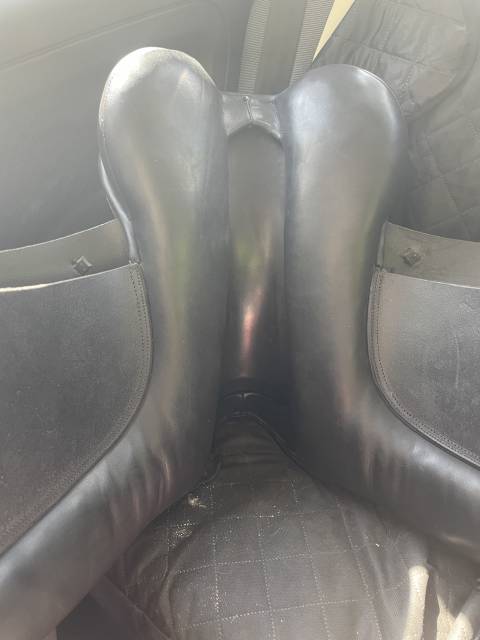 Sella da dressage Barnsby  17.5" - 2020