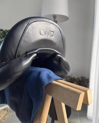 Sella da dressage CWD  17.5" - 2020