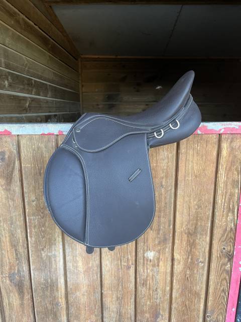 Sella mista Norton  17" - 2024