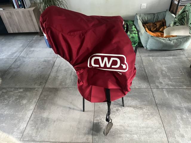 Sella da dressage CWD  17.5" - 2023