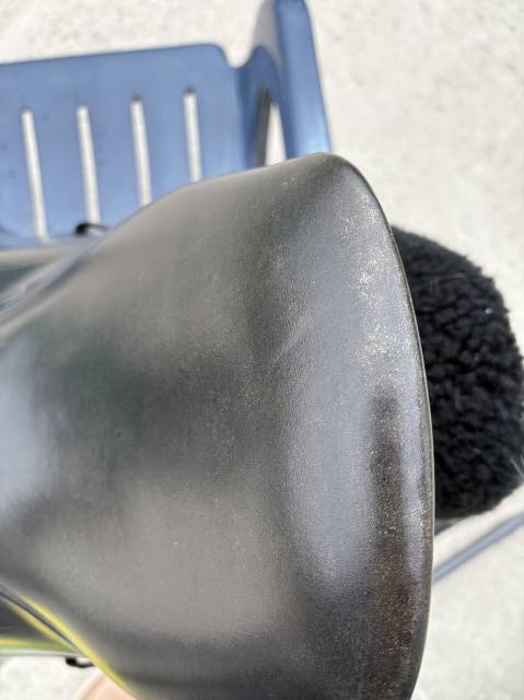 Sella da salto ostacoli  Selle d’obstacle canyon HKM 16.5" - 2017