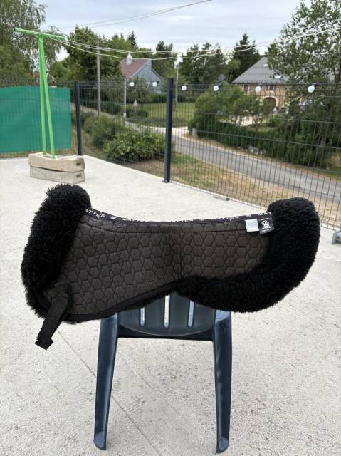 Sella da salto ostacoli  Selle d’obstacle canyon HKM 16.5" - 2017