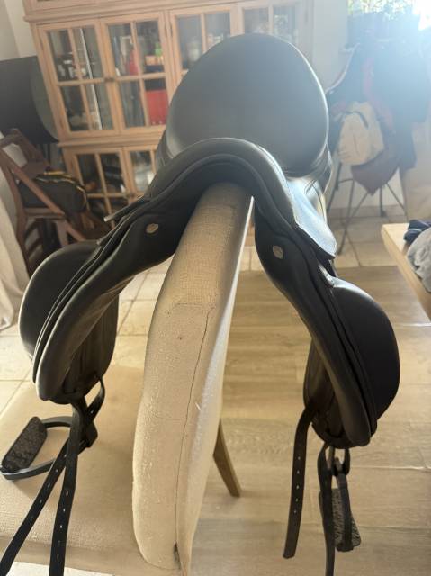 Sella da dressage CWD SE08 17.5" - 2016