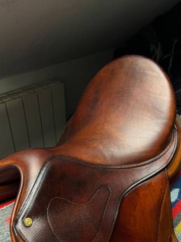 Sella da dressage Delgrange  17.5" - 2013