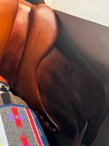 Sella da dressage Delgrange  17.5" - 2013