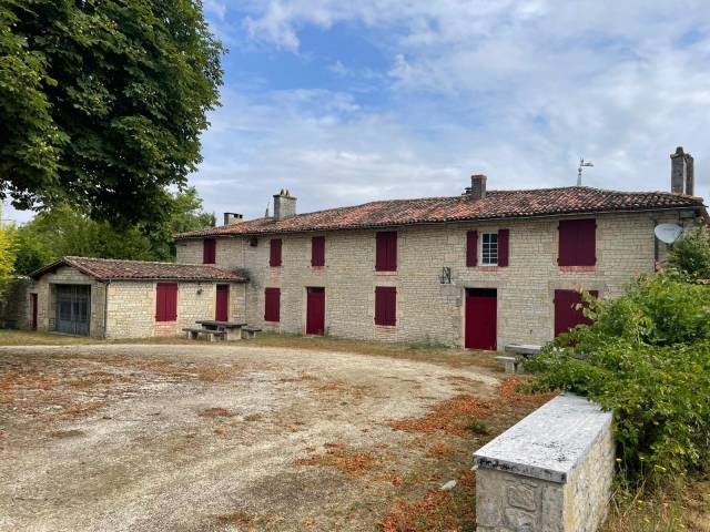 Proprietà equestre In vendita Deux-Sèvres
