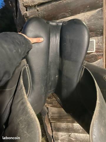 Sella da dressage Tekna  17.5" - 2020