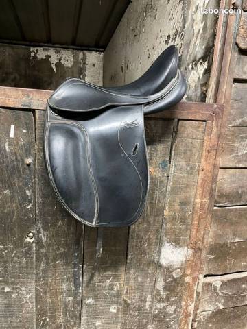 Sella da dressage Tekna  17.5" - 2020