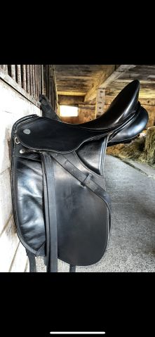 Sella da dressage Kieffer  17.5" - 2010