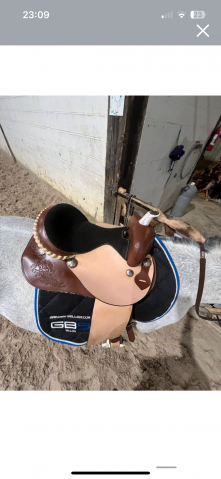 Sella western   17.5" - 2021