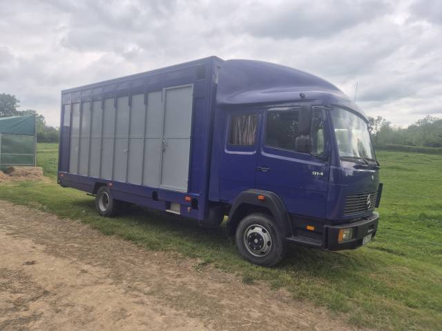 Camion per Cavalli Mercedes 914 1992 Occasione