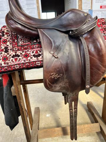 Sella da dressage Brunet-Pineau  17.5" - 1995